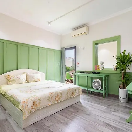 Villa Rare Artistic European Style 3Br 200M2 5 Minute To Hoan Kiem